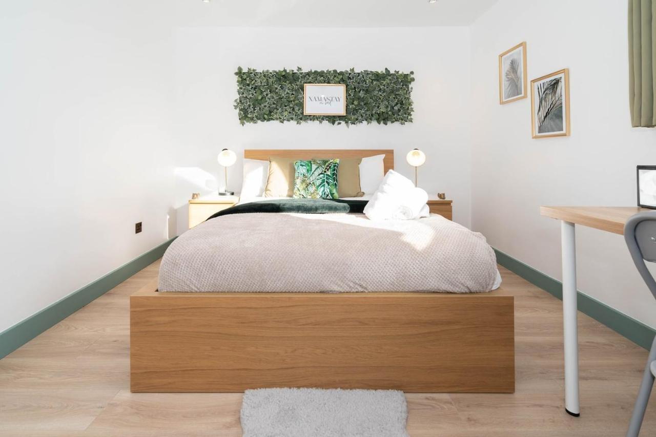 Luxury Urban Oasis In West Midlands Birmingham