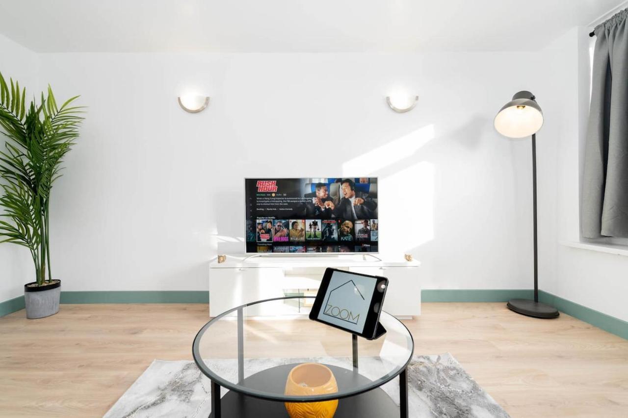 Luxury Urban Oasis In West Midlands *