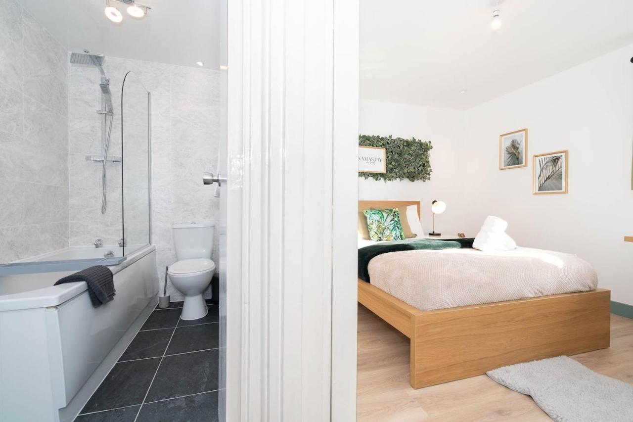 Luxury Urban Oasis In West Midlands Apartment Birmingham